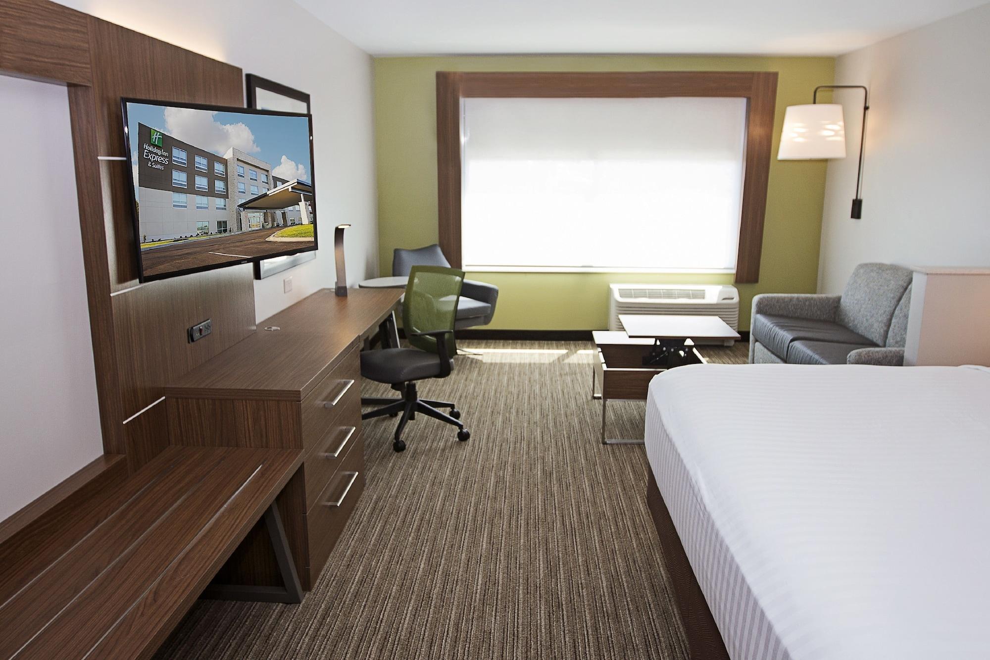 Holiday Inn Express & Suites Greenwood Mall By Ihg Bagian luar foto