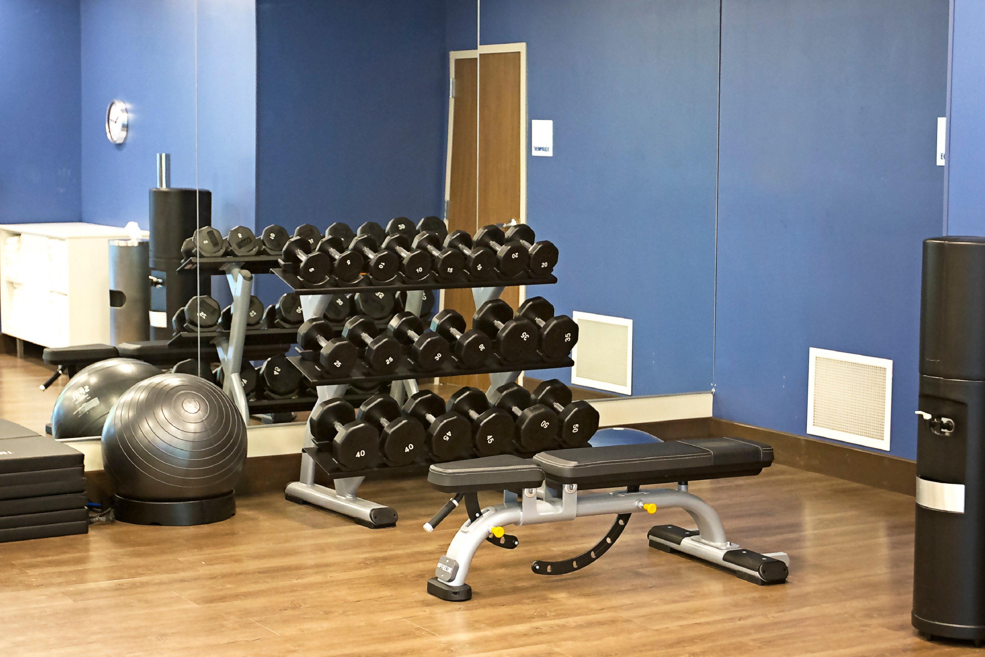 Holiday Inn Express & Suites Greenwood Mall By Ihg Bagian luar foto