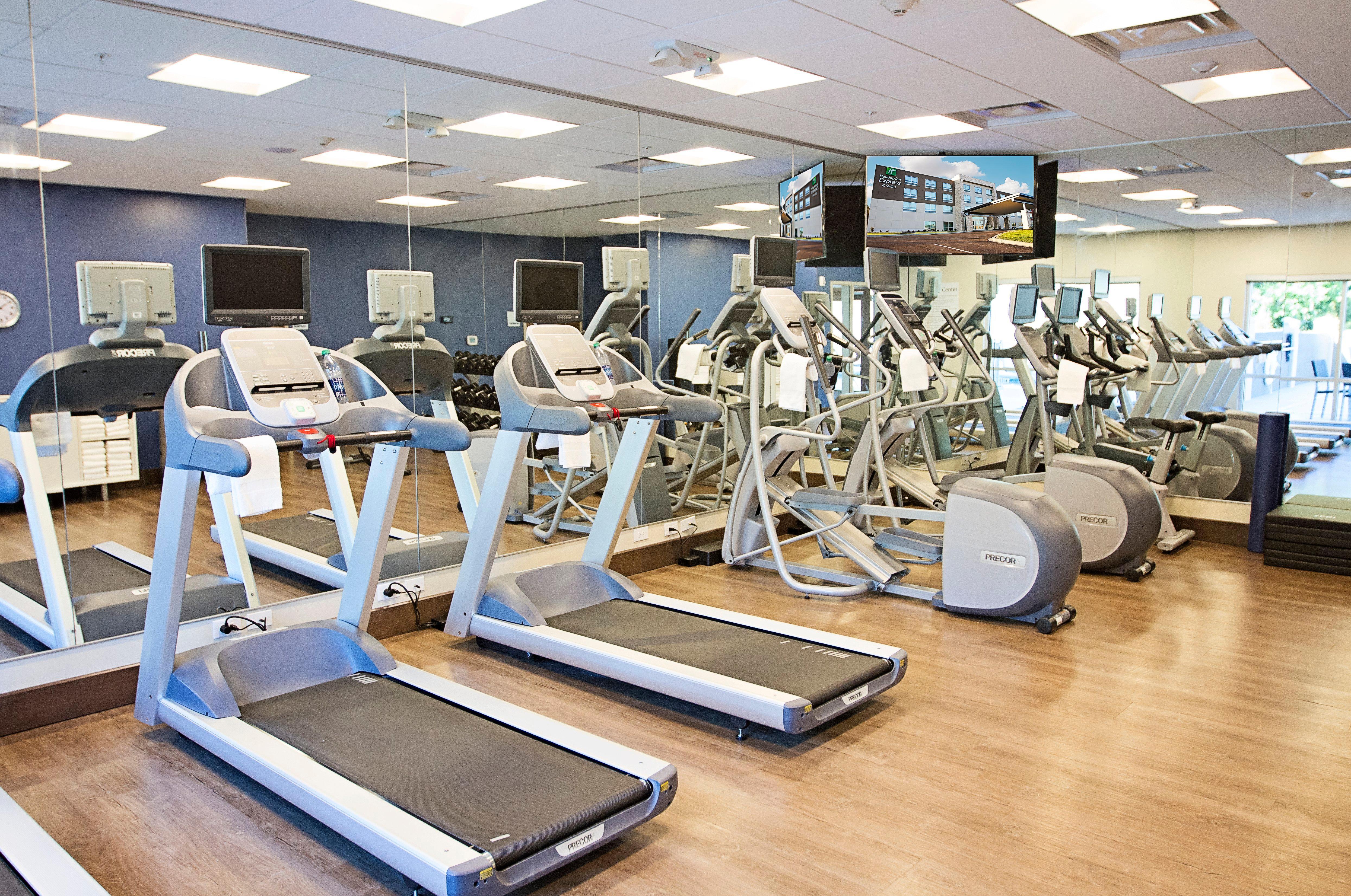 Holiday Inn Express & Suites Greenwood Mall By Ihg Bagian luar foto