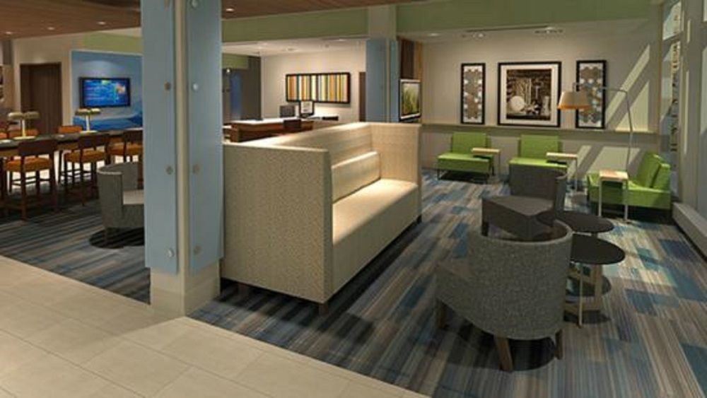 Holiday Inn Express & Suites Greenwood Mall By Ihg Bagian luar foto
