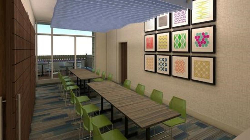 Holiday Inn Express & Suites Greenwood Mall By Ihg Bagian luar foto
